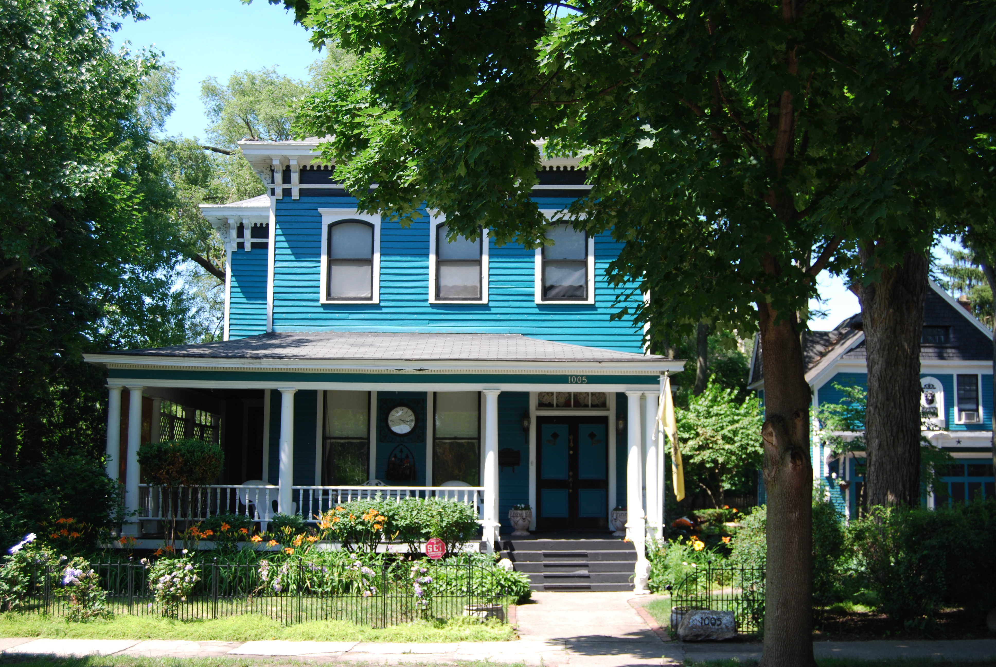 1005 West Washington